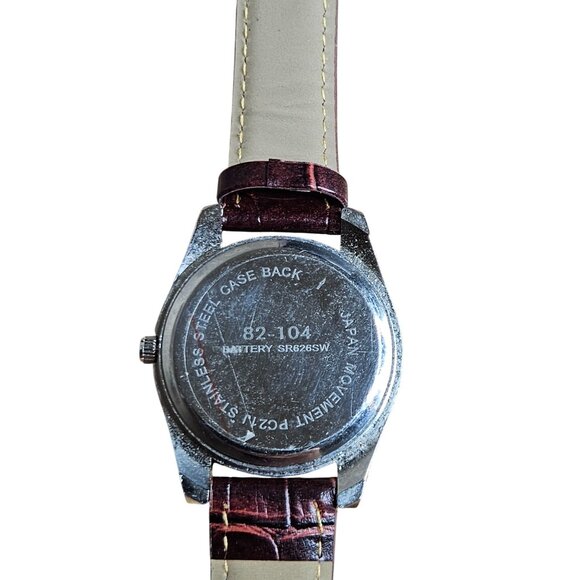 Mens Untested  Watch White Dial Military Time  Imitation Leather Strap - Picture 2 of 4